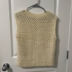 Sleeveless sweater vest